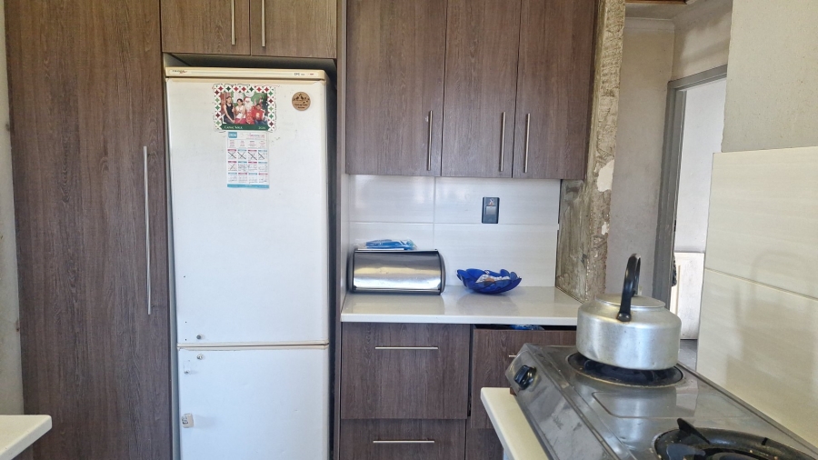 3 Bedroom Property for Sale in Lentegeur Western Cape